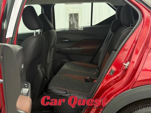 Used 2023 Nissan Kicks SR FWD image 12