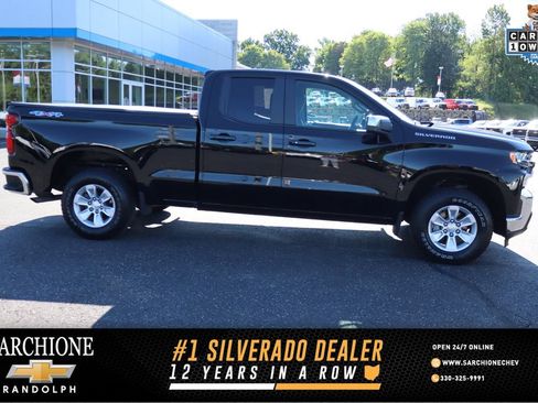 Used 2021 Chevrolet Silverado 1500 LT AWD/4WD image 1