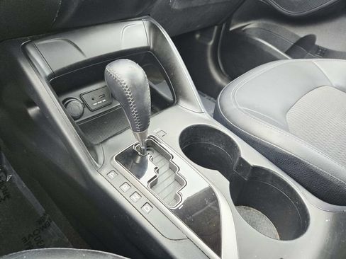 Used 2010 Hyundai Tucson GLS w/ Popular Equipment Pkg 2 FWD image 26
