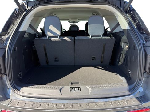 New 2026 Ford Explorer Active w/ Active Comfort Package RWD image 17