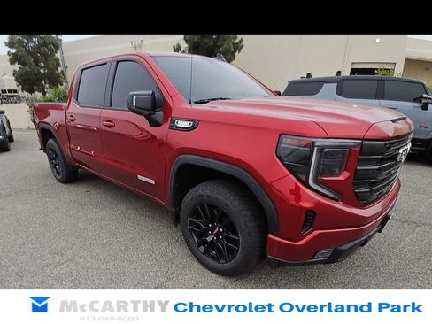 Used 2022 GMC Sierra 1500 Elevation w/ Elevation Premium Package AWD/4WD image 1