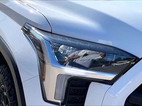 Used 2026 Toyota Tundra SR5 AWD/4WD image 27