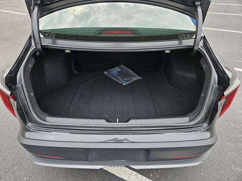 Used 2025 Kia K4 EX image 17