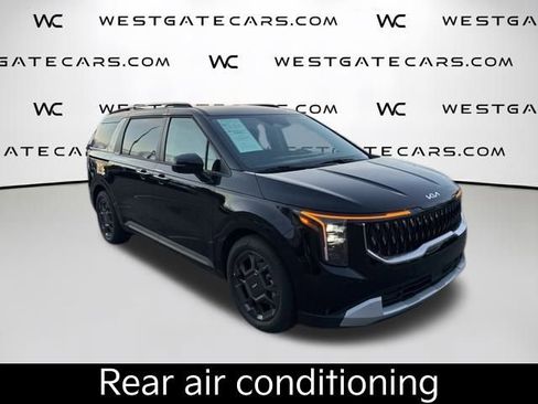 Certified 2026 Kia Carnival EX image 4