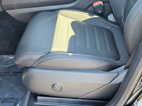 New 2026 Mercedes-Benz GLC 43 AMG 4MATIC image 18