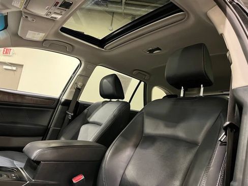 Used 2018 Subaru Outback 2.5i Limited AWD/4WD image 23