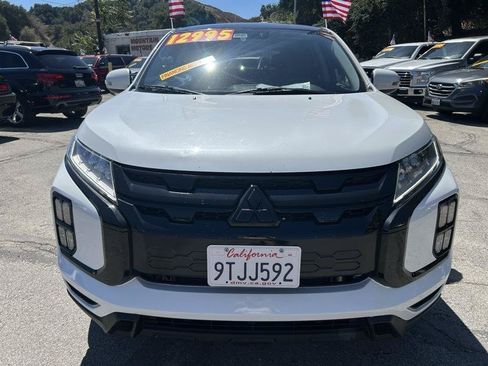 Used 2021 Mitsubishi Outlander Sport SE FWD image 2