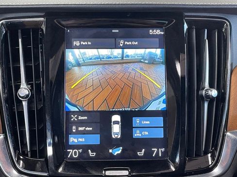 Used 2018 Volvo S90 T6 Inscription w/ Convenience Package image 27