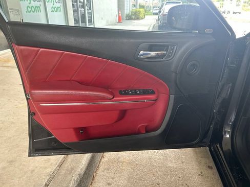 Used 2014 Dodge Charger R/T RWD image 27