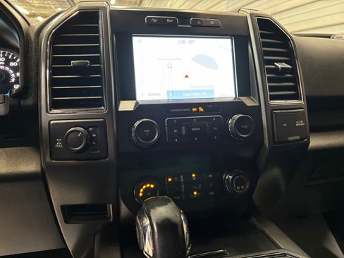 Used 2020 Ford F150 XLT w/ Equipment Group 302A Luxury AWD/4WD image 22