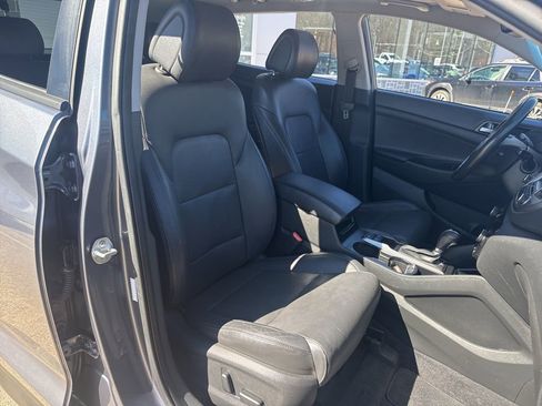 Used 2016 Hyundai Tucson Limited w/ Option Group 03 image 21
