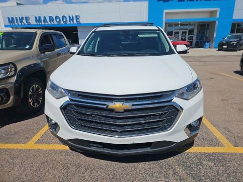 Used 2019 Chevrolet Traverse LT w/ LT Premium Package AWD/4WD image 9