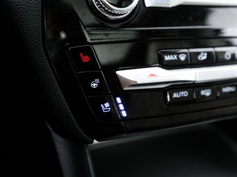Used 2023 Ford Explorer Limited w/ Equipment Group 301A AWD/4WD image 33