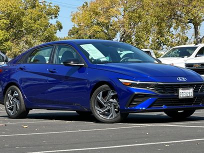 Certified 2025 Hyundai Elantra Sport