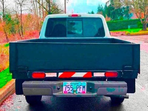 Used 2002 Ford Ranger XLT image 2