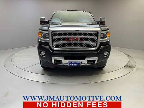 Used 2016 GMC Sierra 2500 Denali w/ Duramax Plus Package AWD/4WD image 8