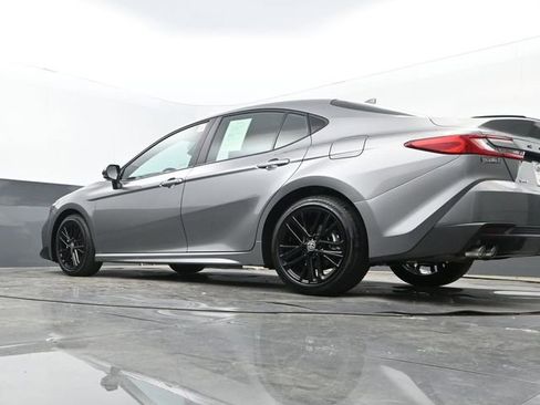 Used 2025 Toyota Camry SE w/ Multimedia Upgrade Package image 24