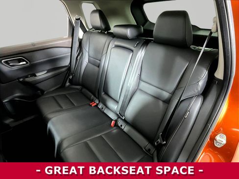 Used 2021 Nissan Rogue SL FWD image 22