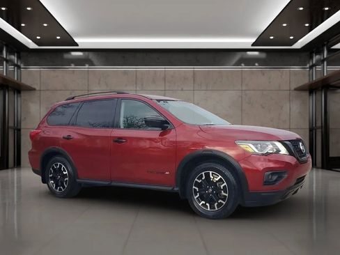Used 2020 Nissan Pathfinder SL image 7