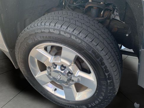 Used 2019 Chevrolet Silverado 2500 LT w/ LT Convenience Package AWD/4WD image 19