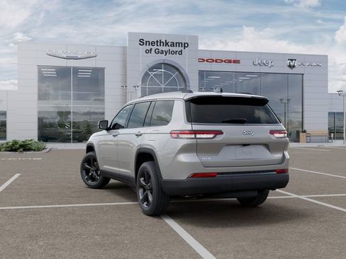 New 2026 Jeep Grand Cherokee L Limited w/ Limited Altitude Package image 3