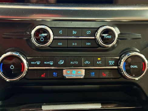 Used 2022 Ford F150 Lariat AWD/4WD image 20