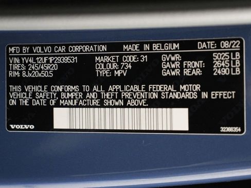 Certified 2023 Volvo XC40 B5 Ultimate image 16