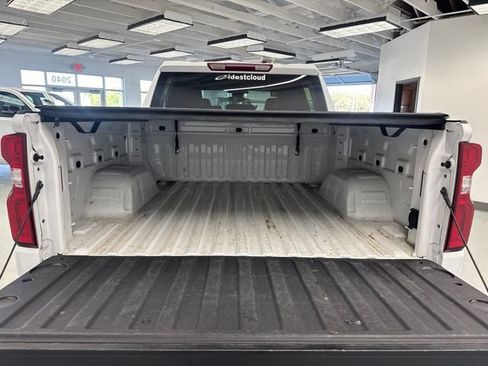 Used 2024 Chevrolet Silverado 1500 LT Trail Boss AWD/4WD image 12