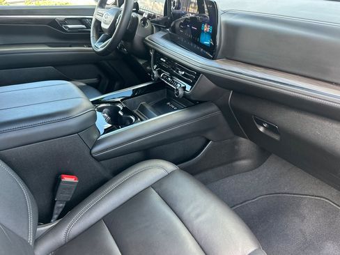 Certified 2025 Chevrolet Tahoe Z71 image 20