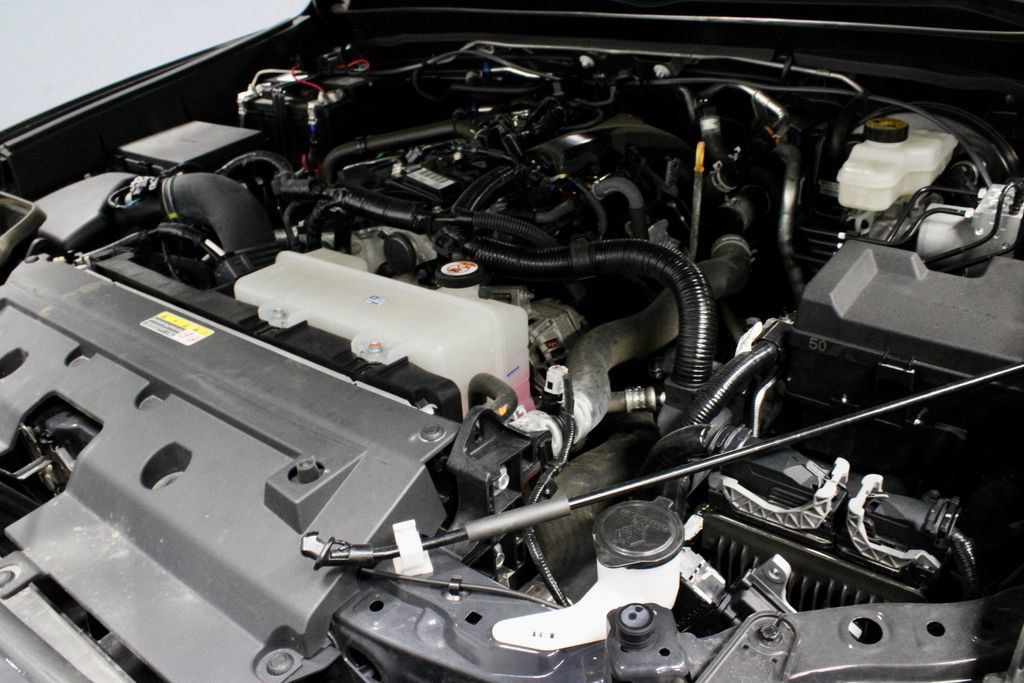 Used 2025 Toyota Tacoma TRD Sport AWD/4WD image 17
