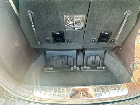 Used 2018 Kia Sedona SX Limited image 27