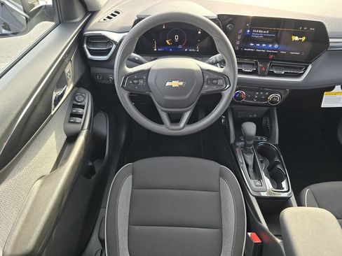 Used 2025 Chevrolet TrailBlazer LT image 27