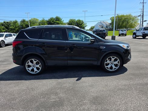 Used 2019 Ford Escape Titanium AWD/4WD image 6