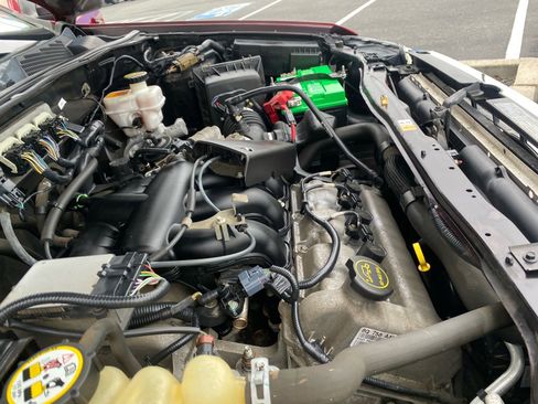 Used 2008 Ford Escape XLT image 32