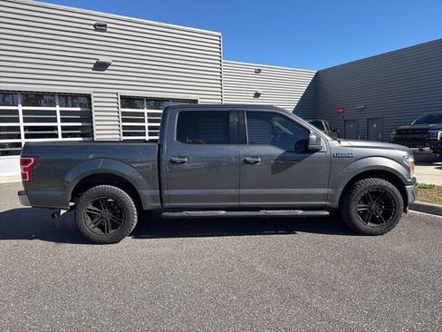Used 2018 Ford F150 XLT image 2