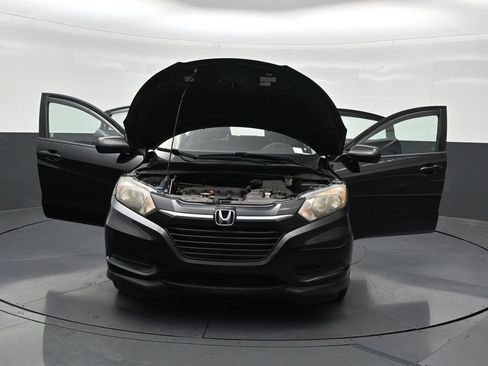 Used 2016 Honda HR-V LX image 35