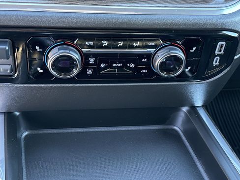 Used 2025 Chevrolet Silverado 2500 LT w/ Z71 Chrome Sport Edition image 23