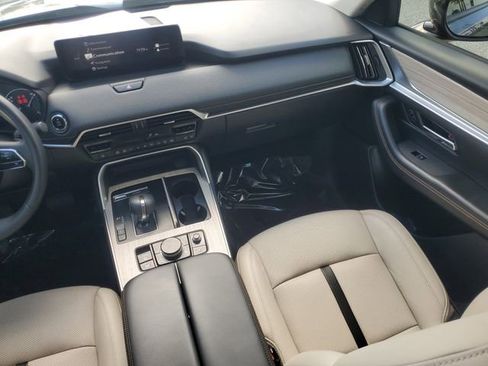 Certified 2024 MAZDA CX-90 3.3 Turbo w/ Preferred Package image 15