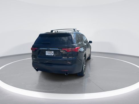 Used 2023 Chevrolet Traverse RS image 8