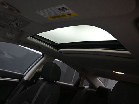 Used 2017 Honda Civic EX-T image 24