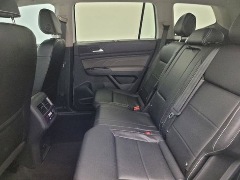 Used 2021 Volkswagen Atlas SE w/ Panoramic Sunroof Package FWD image 18