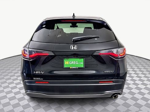 Used 2023 Honda HR-V Sport image 8
