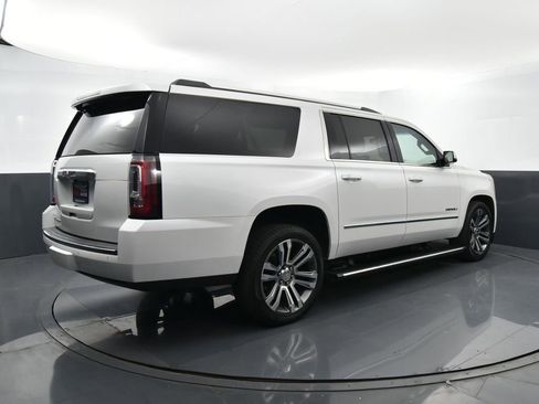 Used 2019 GMC Yukon XL Denali w/ Denali Ultimate Package image 36