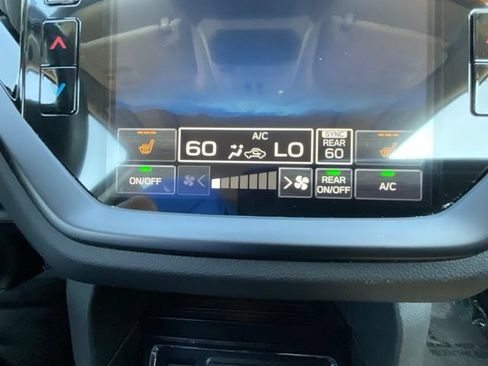 Used 2024 Subaru Ascent Onyx Edition AWD/4WD image 29