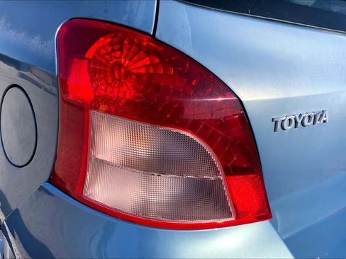 Used 2008 Toyota Yaris 2-Door Hatchback image 27