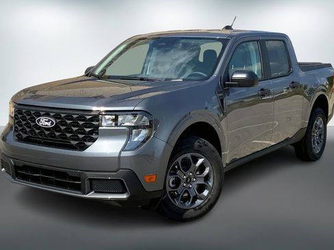 New 2025 Ford Maverick XLT FWD image 2