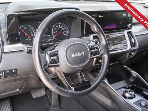 Used 2022 Kia Sorento S FWD image 15