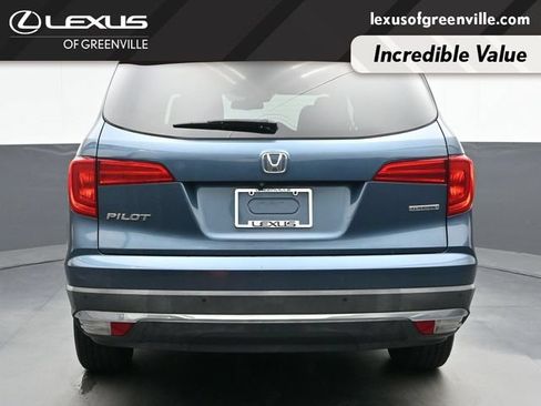 Used 2018 Honda Pilot Touring image 7