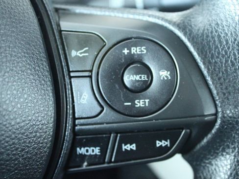 Certified 2021 Toyota Corolla LE image 28