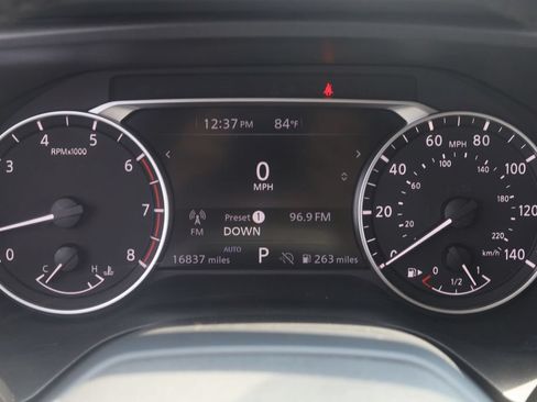 Used 2025 Nissan Rogue SV AWD/4WD image 30